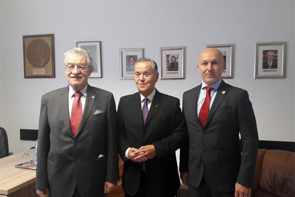 Veleposlanik Rumunjske posjetio Hrvatski Crveni križ